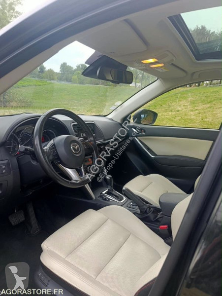 Véhicule utilitaire Mazda