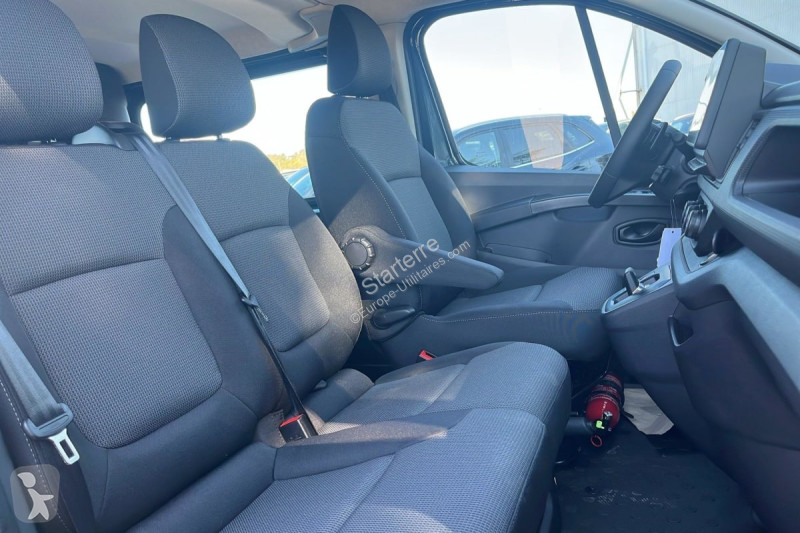 Véhicule utilitaire Renault  TRAFIC CABINE...
