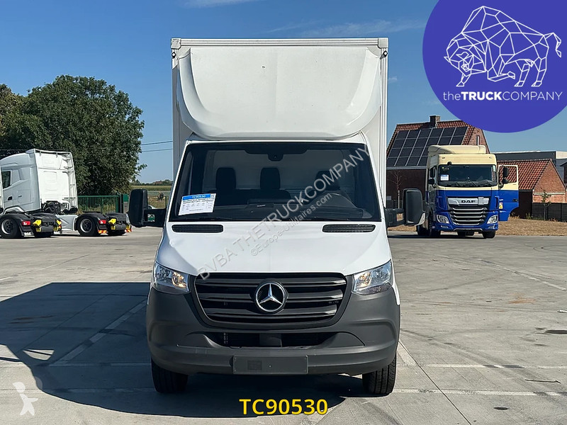 Véhicule utilitaire Mercedes 317 CDI KOFFER MET...