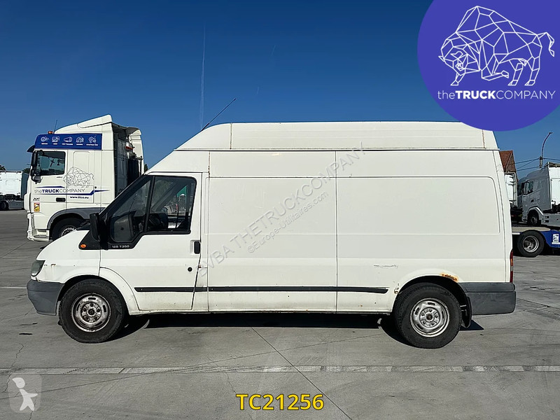 Véhicule utilitaire Ford  -