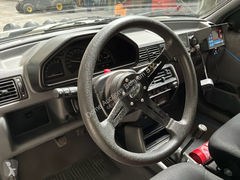 Véhicule utilitaire Ford