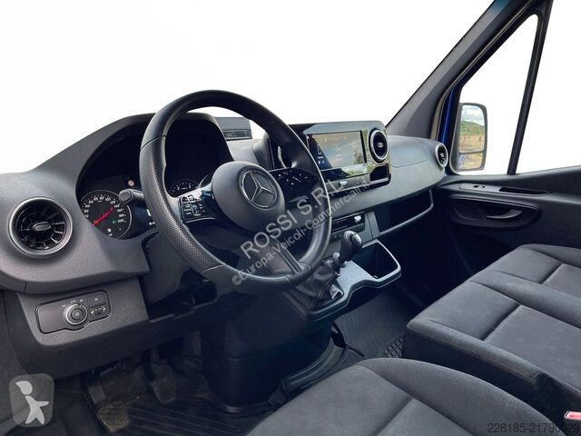 Véhicule utilitaire Mercedes SPRINTER - 311 CDI...