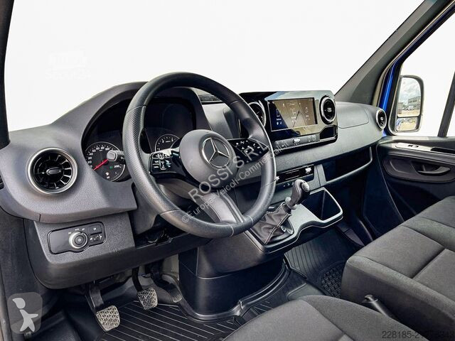 Véhicule utilitaire Mercedes SPRINTER - 311 CDI...