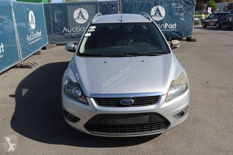 Véhicule utilitaire Ford