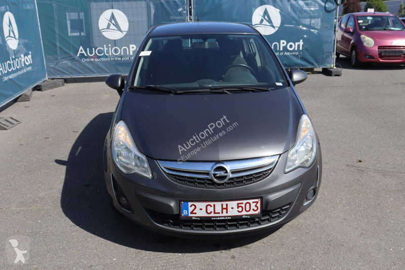 Véhicule utilitaire Opel