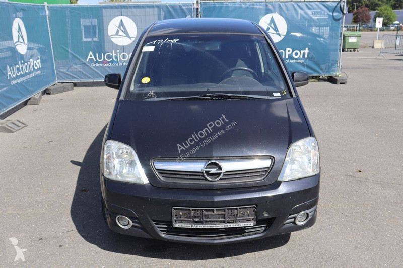 Véhicule utilitaire Opel