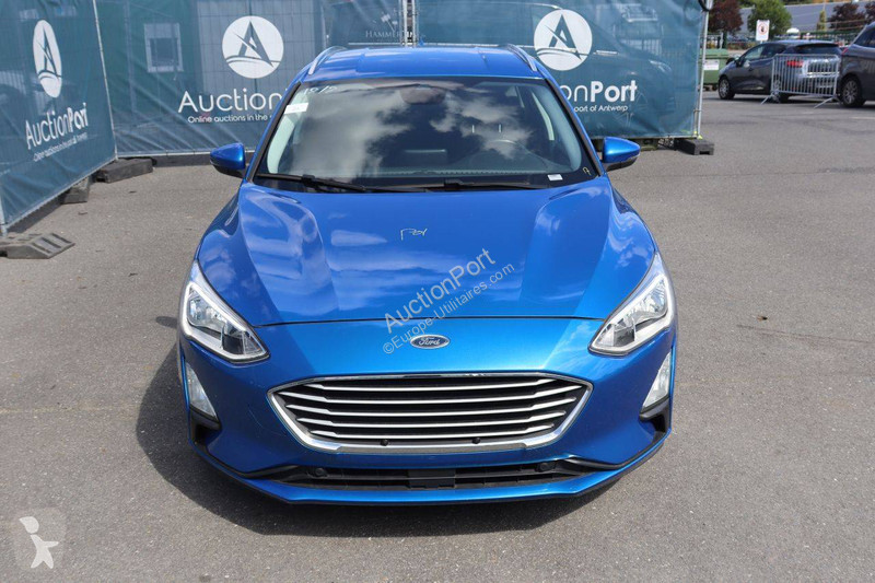 Véhicule utilitaire Ford