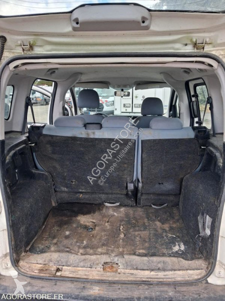 Véhicule utilitaire Peugeot BIPPER