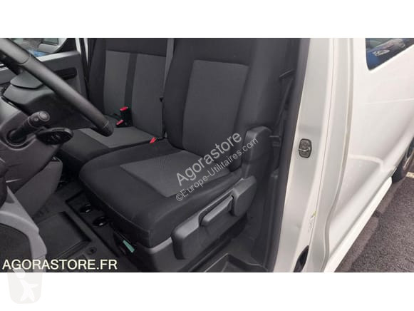 Véhicule utilitaire