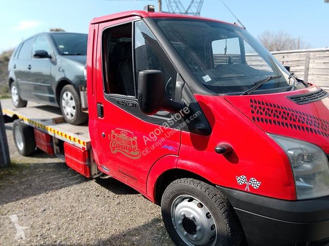 Véhicule utilitaire Ford