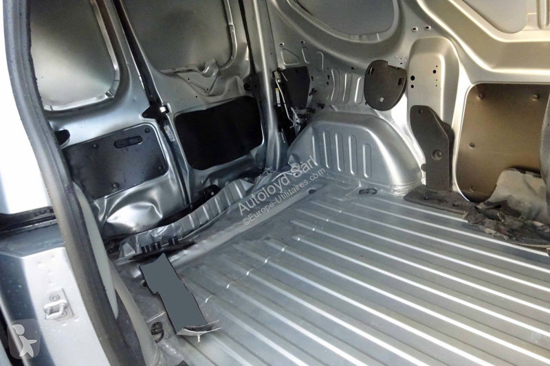 Véhicule utilitaire Renault EXPRESS 1,3 TCE 100