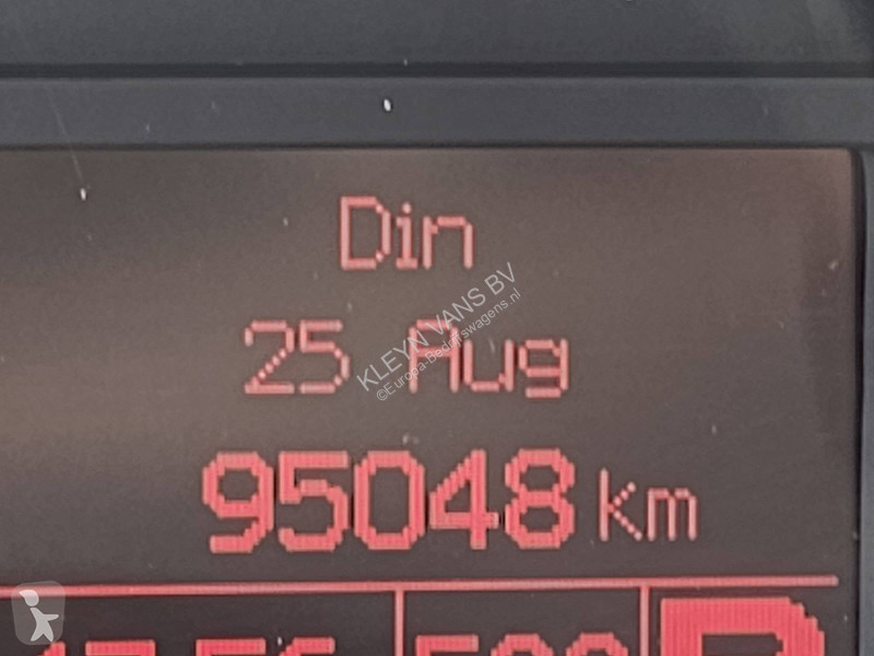 Véhicule utilitaire Iveco 50C18 Bakwagen 3.0L...