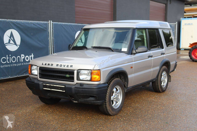Véhicule utilitaire Land Rover V8