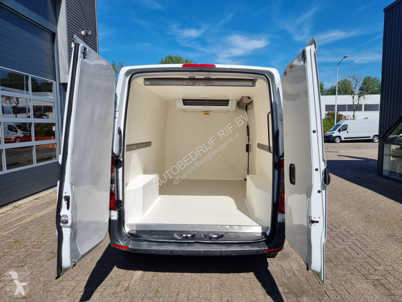 Véhicule utilitaire Mercedes 314 CDI L2H1/...