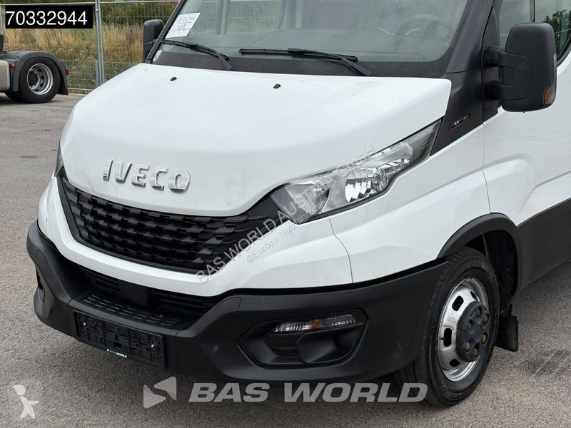 Bedrijfswagen Iveco 35C18 3.0L Doppelbereifung...