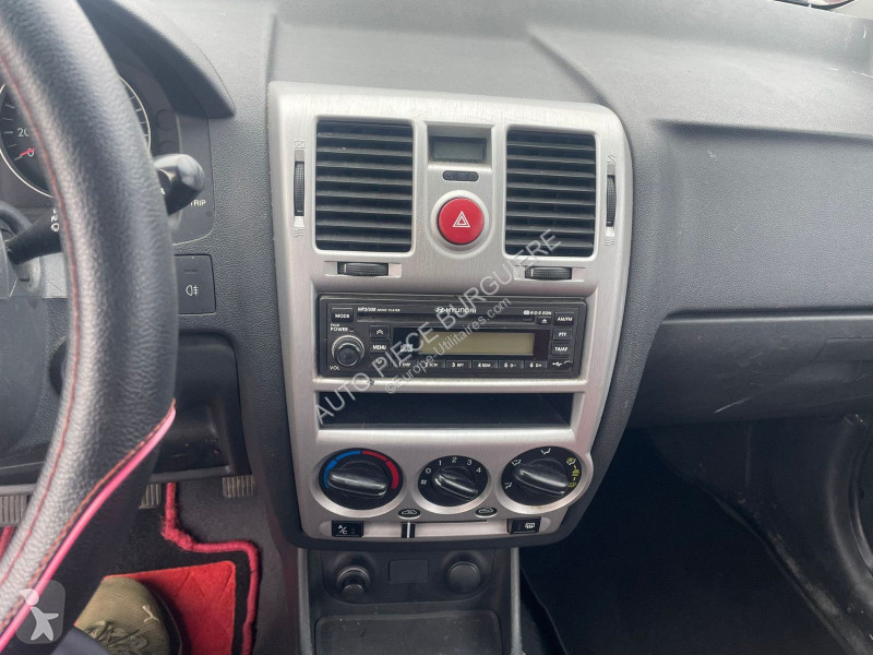 Bedrijfswagen Hyundai 1.1L 65 / FQ091