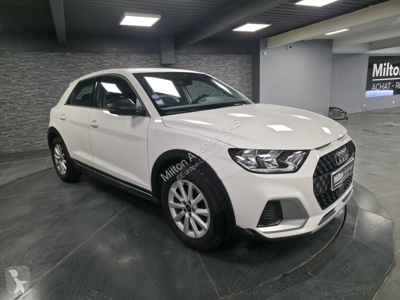 Véhicule utilitaire Audi Allstreet 1.0 30 TFSI...