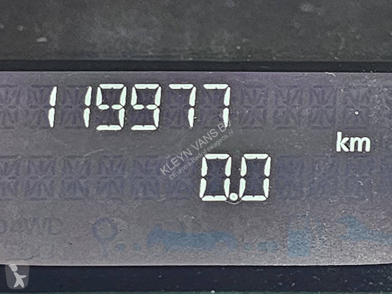 Лекотоварен автомобил Renault 2.0 DCI L2...
