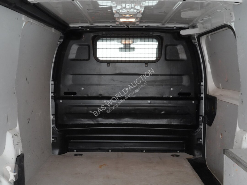 Véhicule utilitaire Opel 177PK