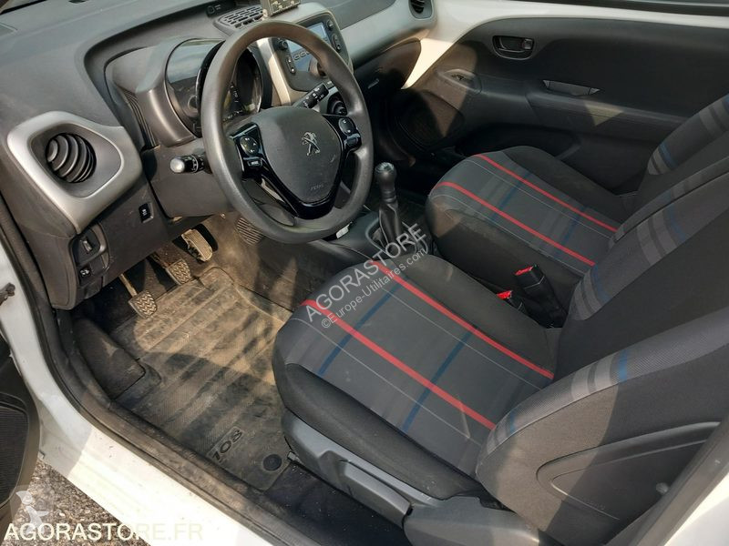 Véhicule utilitaire Peugeot 108