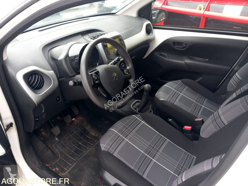 Véhicule utilitaire Peugeot 108
