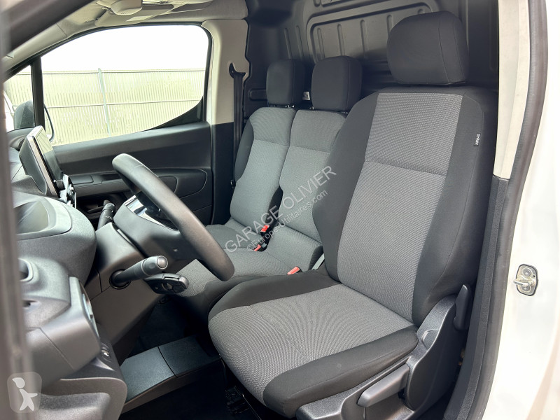 Furgoneta Peugeot Standard 650KG 1.5 Bluehdi...