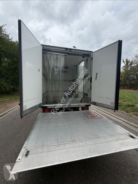 Bedrijfswagen Iveco 35 S 12/13 Kühlkoffer.LBW....