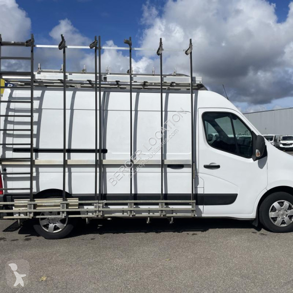 Лекотоварен автомобил Opel  Movano