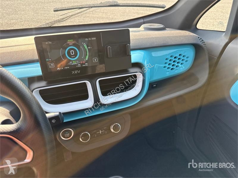 Лекотоварен автомобил  XEV Yoyo