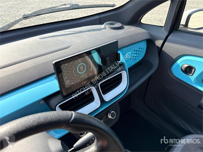 Лекотоварен автомобил  XEV Yoyo