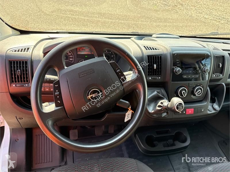 Véhicule utilitaire Opel 2.2 103 KW Mixto KA L4H2