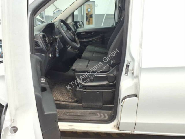 Véhicule utilitaire Mercedes Vito116CDI KA...