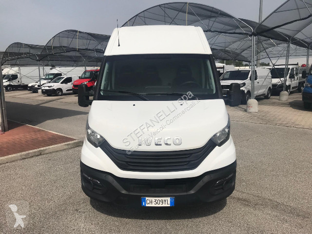 Furgoneta Iveco DAILY 35S14 V FURGONE