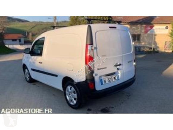 Véhicule utilitaire