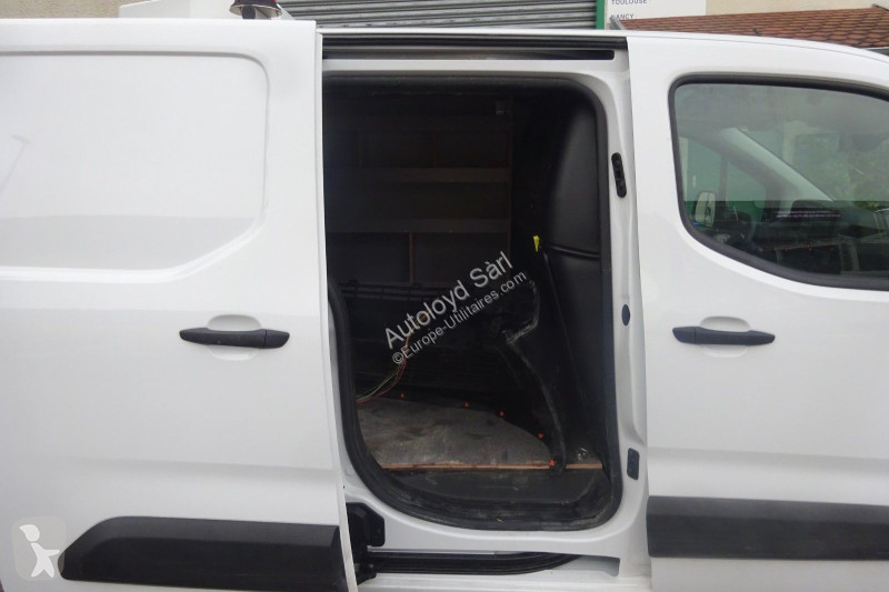 Véhicule utilitaire Peugeot PARTNER 1,5 HDI 120