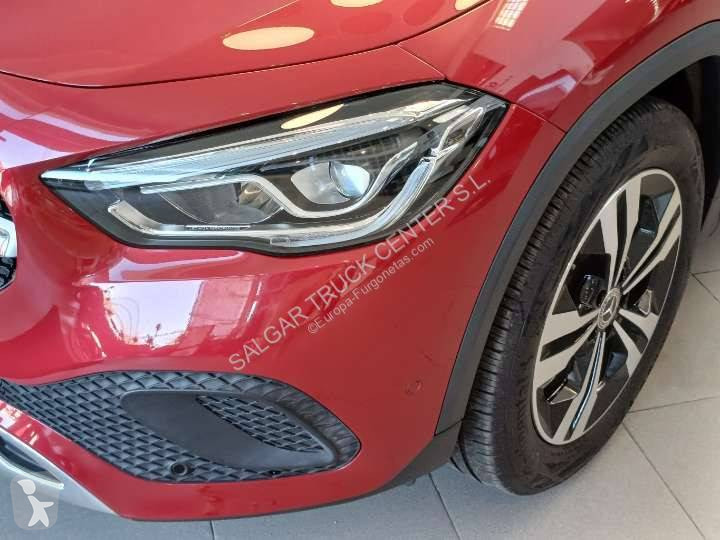 Комерційні автомобілі Mercedes