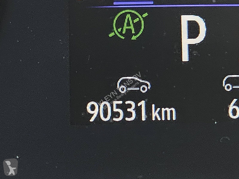 Лекотоварен автомобил Renault 2.0 DCI L2...