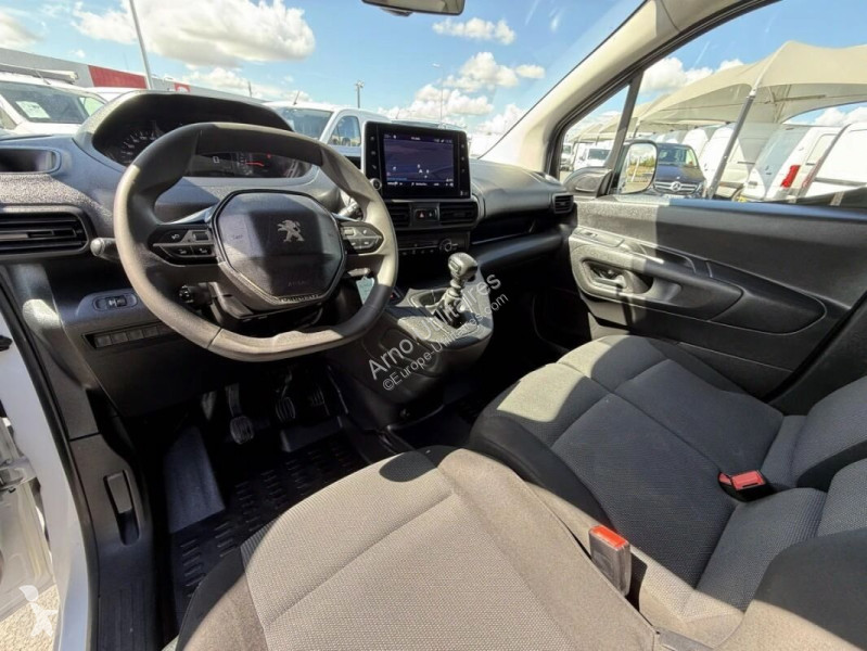 Véhicule utilitaire Peugeot