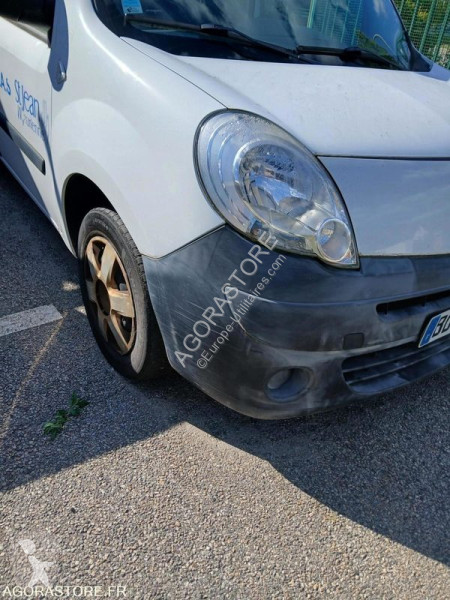 Комерційні автомобілі Renault KANGOO
