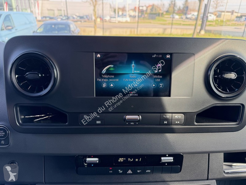 Véhicule utilitaire Mercedes 515 CDI FG 37 3.5T...