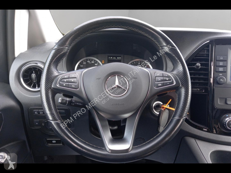 Véhicule utilitaire Mercedes Fg 119 MIXTO...