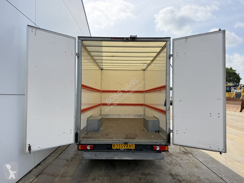 Лекотоварен автомобил Renault Plancher T35 2.0...