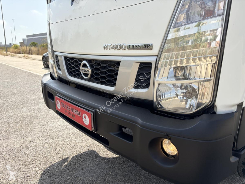 Furgoneta Nissan 35.12
