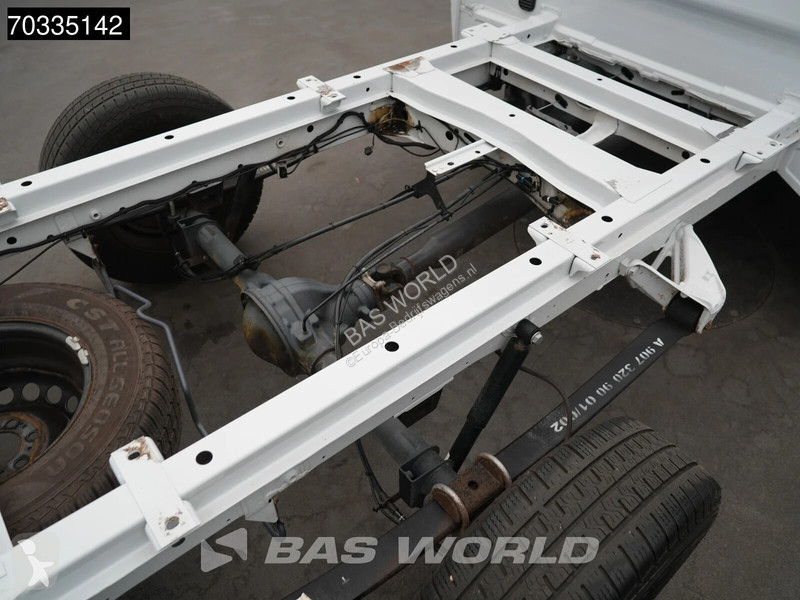 Furgoneta Mercedes 311 CDI Chassis Cabine...