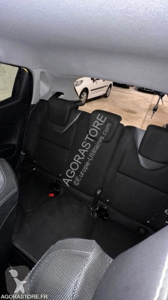 Véhicule utilitaire Renault CLIO