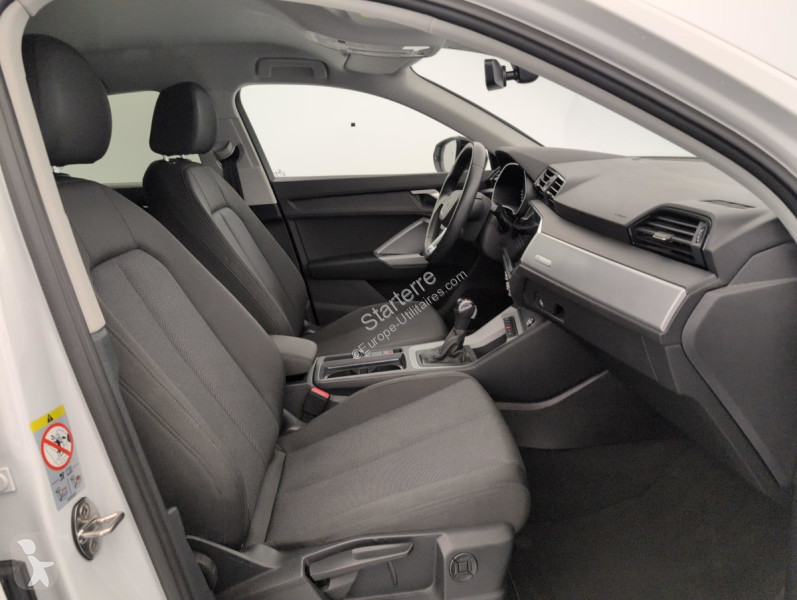 Véhicule utilitaire Audi Q3