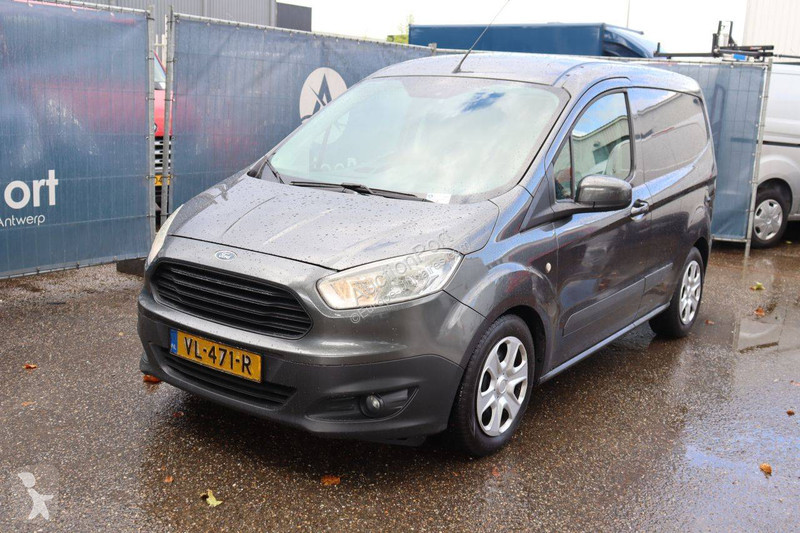 Furgoneta Ford Courier