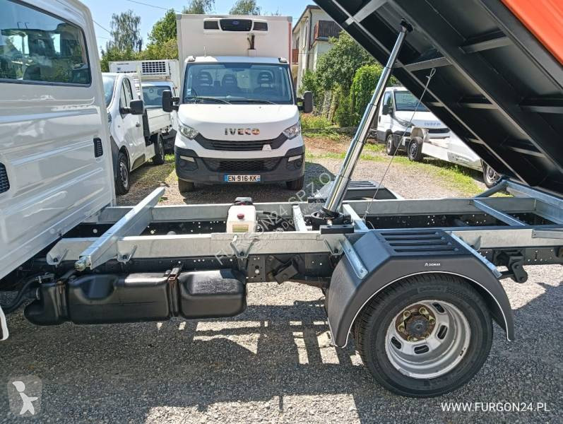 Furgoneta Iveco 35C12