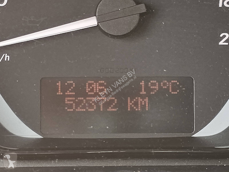 Furgoneta Mercedes 112 benzine ac