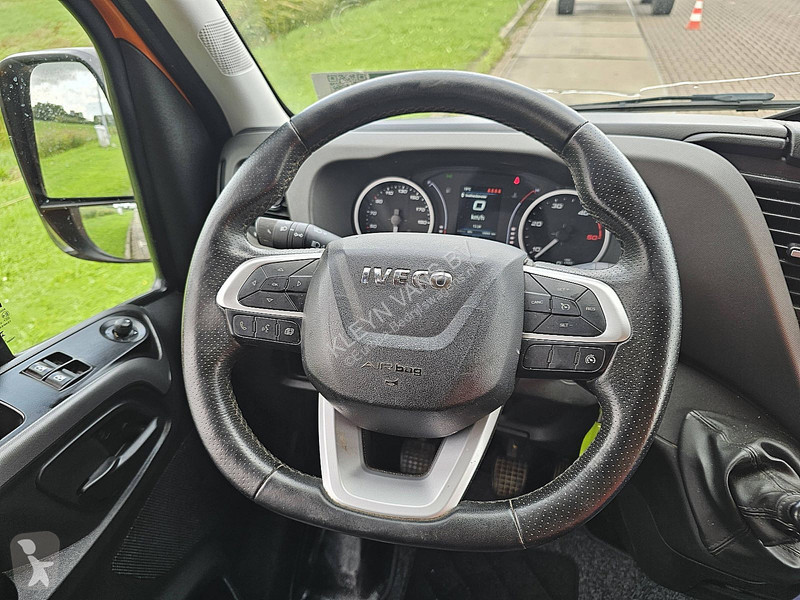 Furgoneta Iveco 35S18 3.0L 3 Zijden kipper